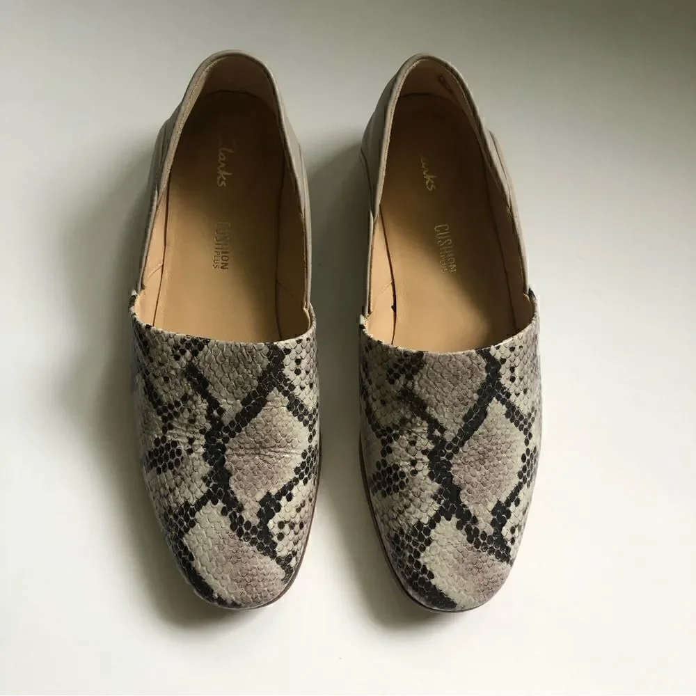 Clarks Cuchion Plus snakeskin leather slip on flats woman’s size 6.5 NWT